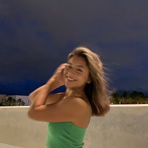 Meet your Posher, Paula